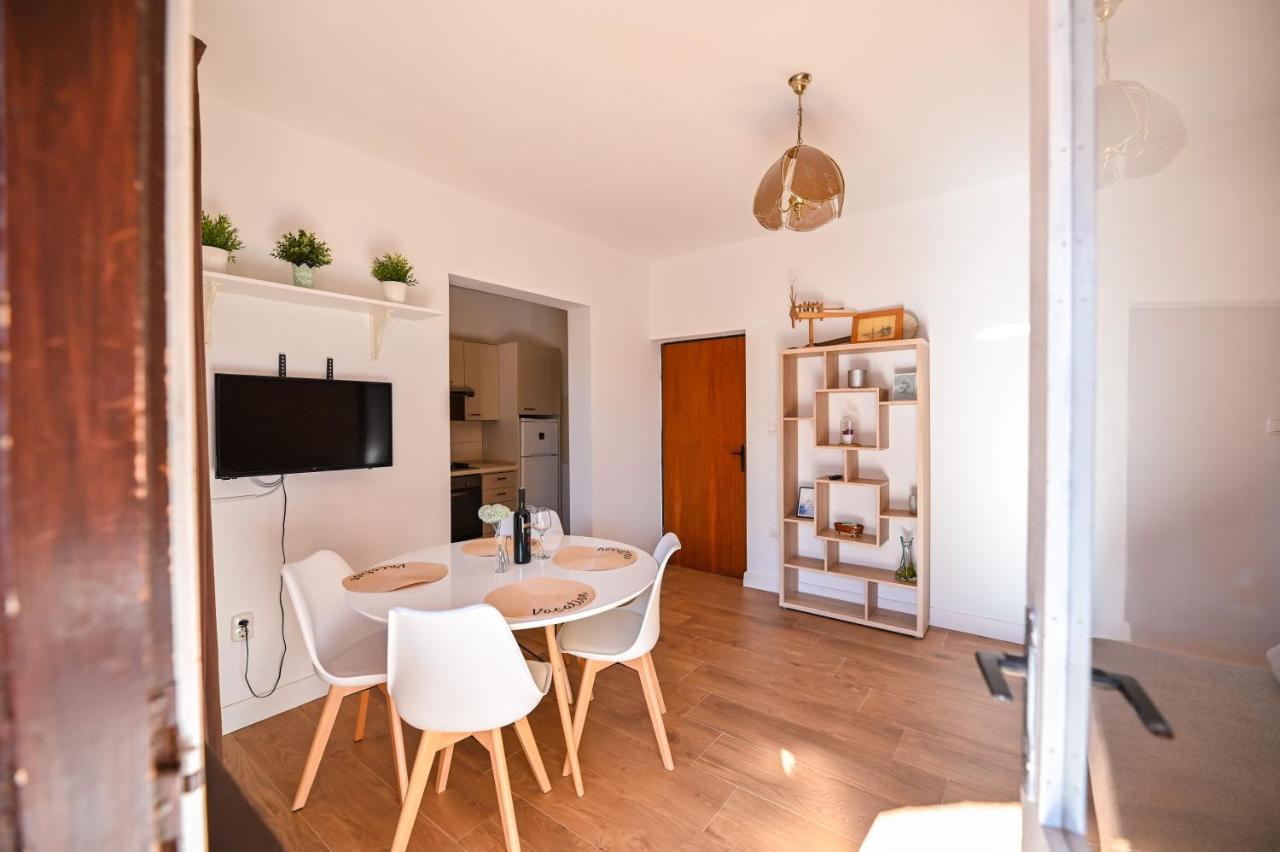 Apartmani Frleta ビビニェ エクステリア 写真